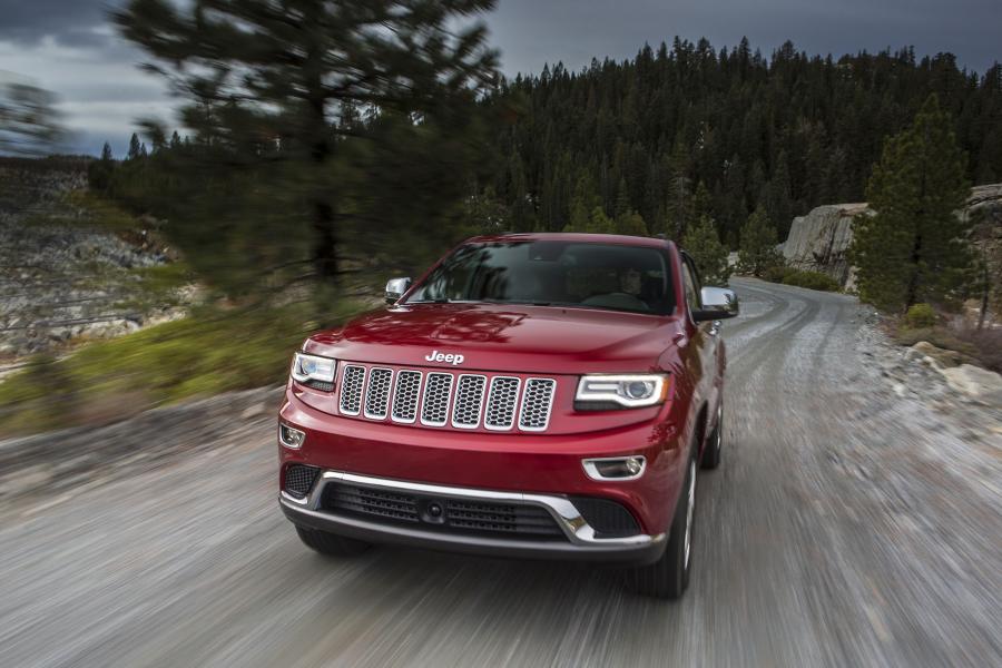  Jeep Grand Cherokee Summit 2014 года  (фото 29 из 61)